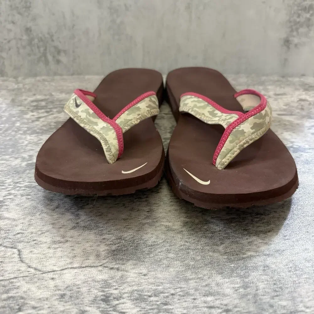 Vintage Nike Celso Thong Sandals Womens Size 10 Camo Pink Brown Y2K 314870-221